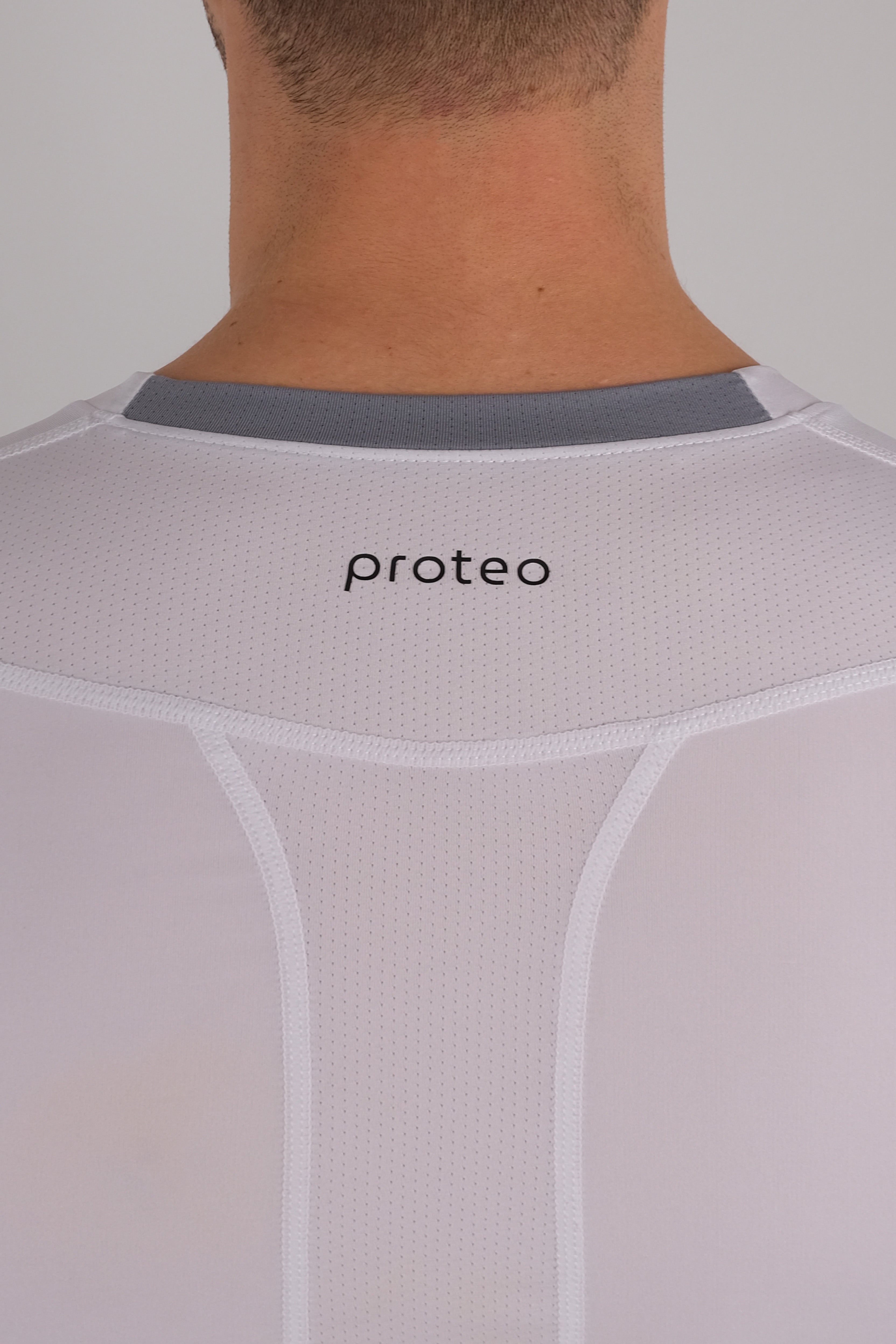 Męska przylegająca koszulka z długim rękawem